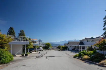 4 699 Dougall Road, Gibsons, BC, Gibsons — Townhouse for sale