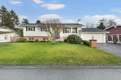 10168 Bonavista Street, Chilliwack, BC, Chilliwack — Single Family Residence for sale