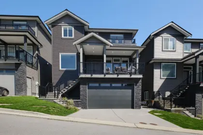 6 23527 Larch Avenue, Maple Ridge, BC, Maple ridge — Single Family Residence for sale