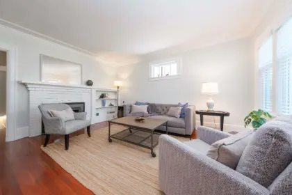 2574 Napier Street, Vancouver, BC, Vancouver — Single Family Residence for sale