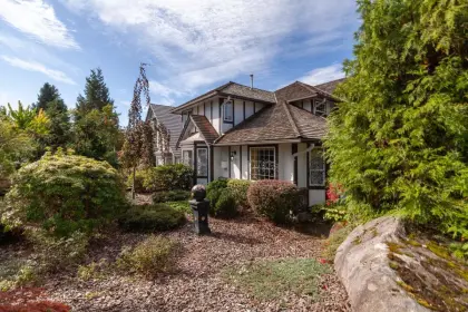 1555 Grand Boulevard, North Vancouver, BC, North vancouver — Single Family Residence for sale