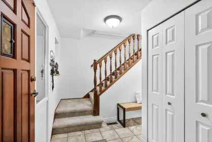 12445 Meadowbrook Place, Maple Ridge, BC, Maple ridge — Single Family Residence for sale