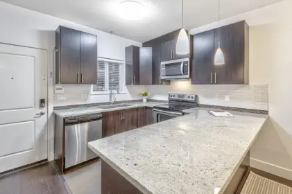 109 368 Ellesmere Avenue, Burnaby, BC, Burnaby — Townhouse for sale