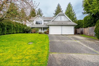 6075 133b Street, Surrey, BC, Surrey — Single Family Residence for sale