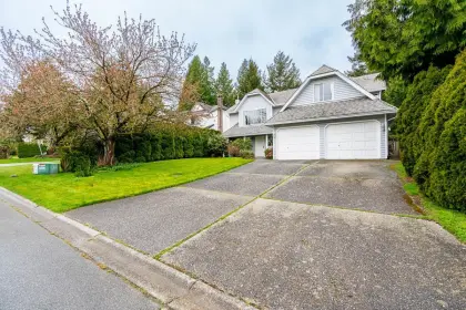 6075 133b Street, Surrey, BC, Surrey — Single Family Residence for sale