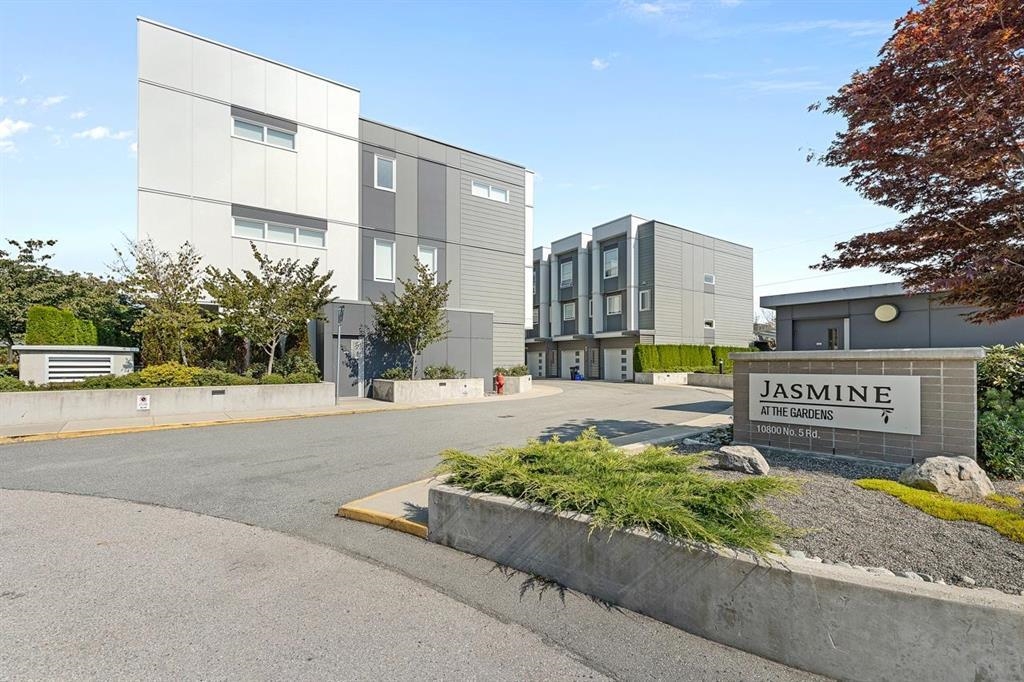 Exterior Front Photo of 15 10800 No. 5 Road, Richmond, BC