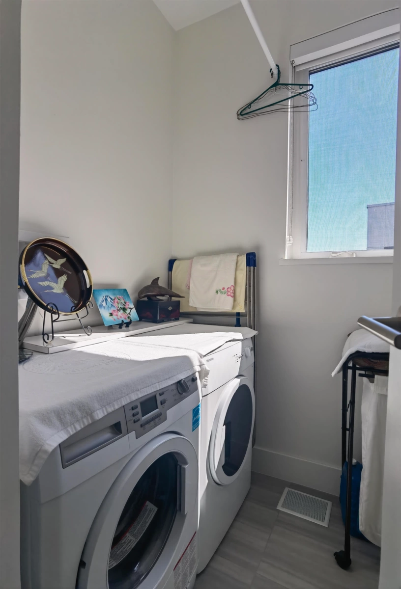 Office / Den Photo of 15 10800 No. 5 Road, Richmond, BC