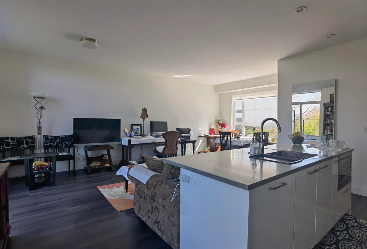 Primary Bathroom Photo of 15 10800 No. 5 Road, Richmond, BC