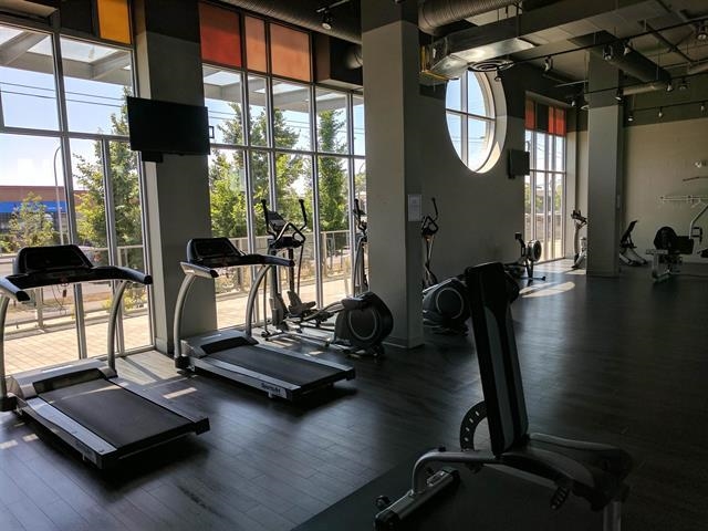 Swimming Pool Photo of 15 10800 No. 5 Road, Richmond, BC