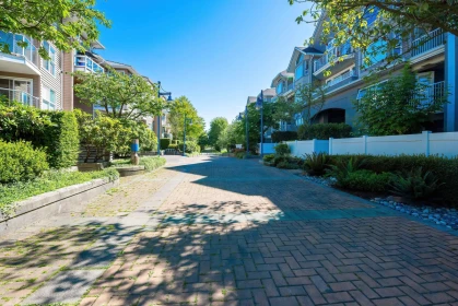 Front Yard Photo of 311 5880 Dover Crescent, Richmond, BC