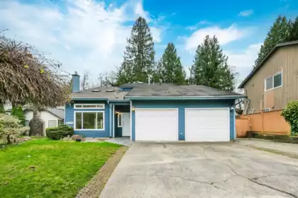 15006 99a Avenue, Surrey, BC, Guildford — 5 bed single family residence for sale