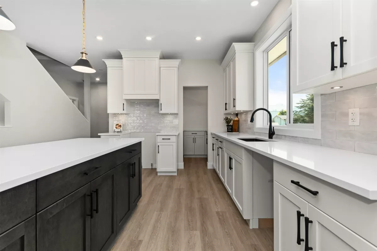 Family Room Photo of 5951 Carter Road, Chilliwack, BC