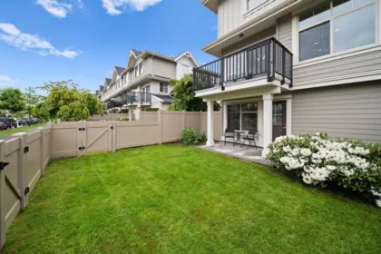 82 19525 73 Avenue, Surrey, BC, Surrey — Townhouse for sale