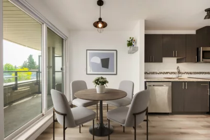 302 7738 Edmonds Street, Burnaby, BC, Burnaby — Apartment/Condo for sale