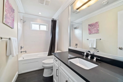 Mudroom Photo of 3461 Darwin Avenue, Coquitlam, BC