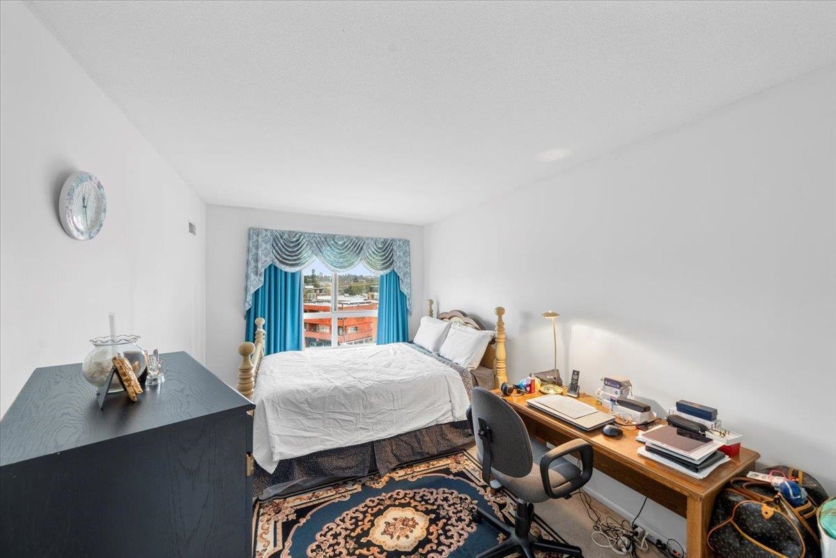 Bedroom 3 Photo of PH23 760 Kingsway, Vancouver, BC