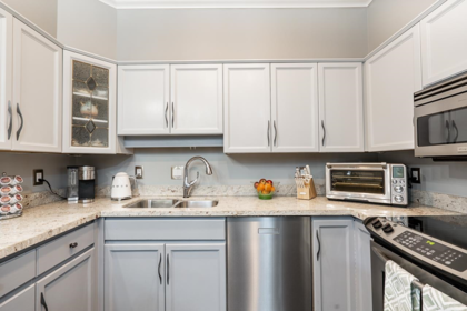 210 25 Richmond Street, New Westminster, BC, New Westminster — Apartment/Condo for sale