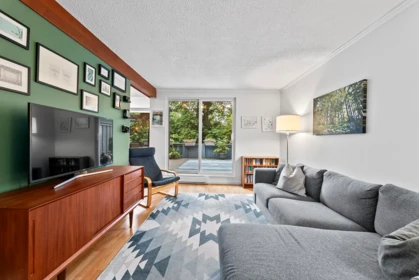 8214 Rosswood Place, Burnaby, BC, Burnaby — Townhouse for sale