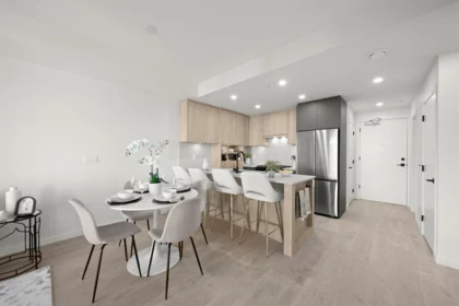 302 6585 195a Street, Surrey, BC, Surrey — Apartment/Condo for sale