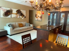 702 168 E Esplanade, North Vancouver, BC