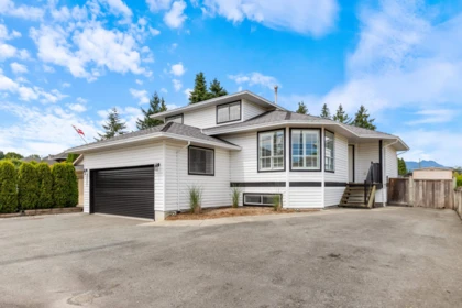 20307 Telep Avenue, Maple Ridge, BC, Maple Ridge — Single Family Residence for sale