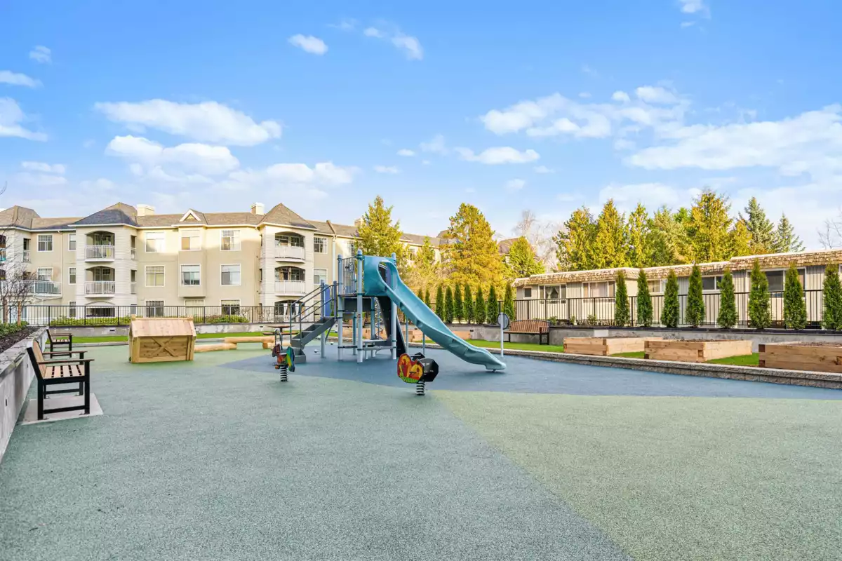 Powder Room Photo of 401 20695 Eastleigh Crescent, Langley, BC