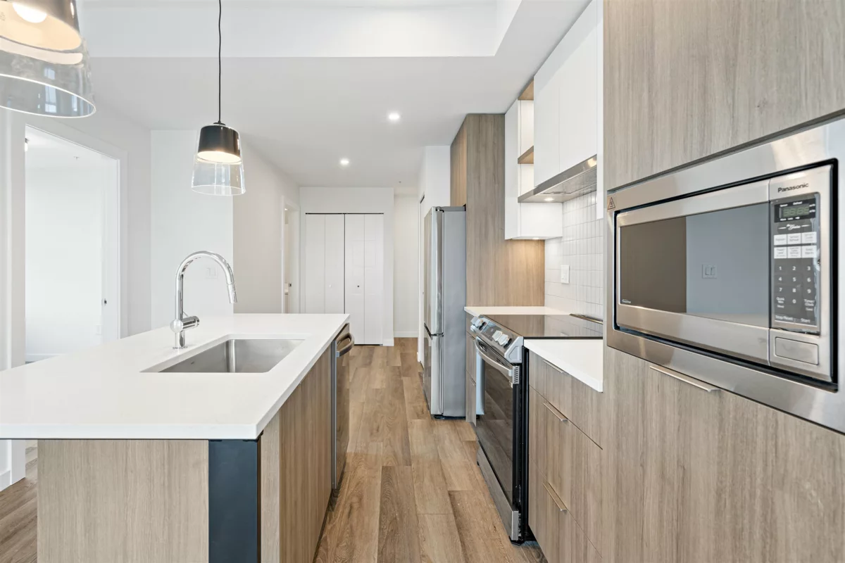 Primary Bedroom Photo of 401 20695 Eastleigh Crescent, Langley, BC