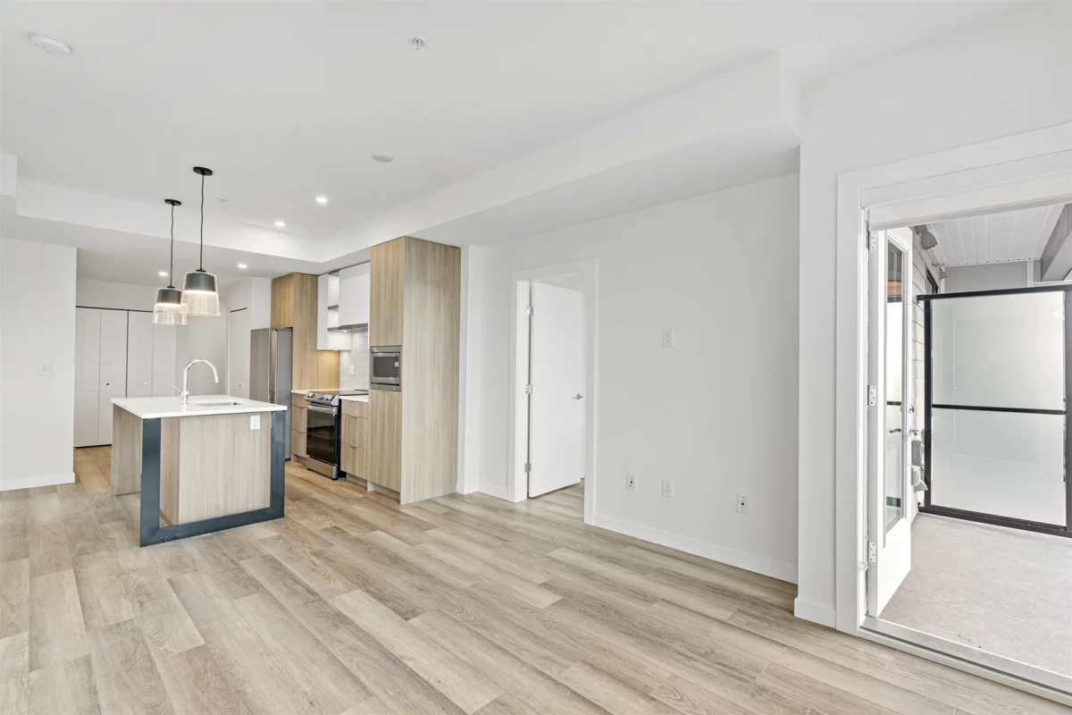 Walk-In Closet Photo of 401 20695 Eastleigh Crescent, Langley, BC