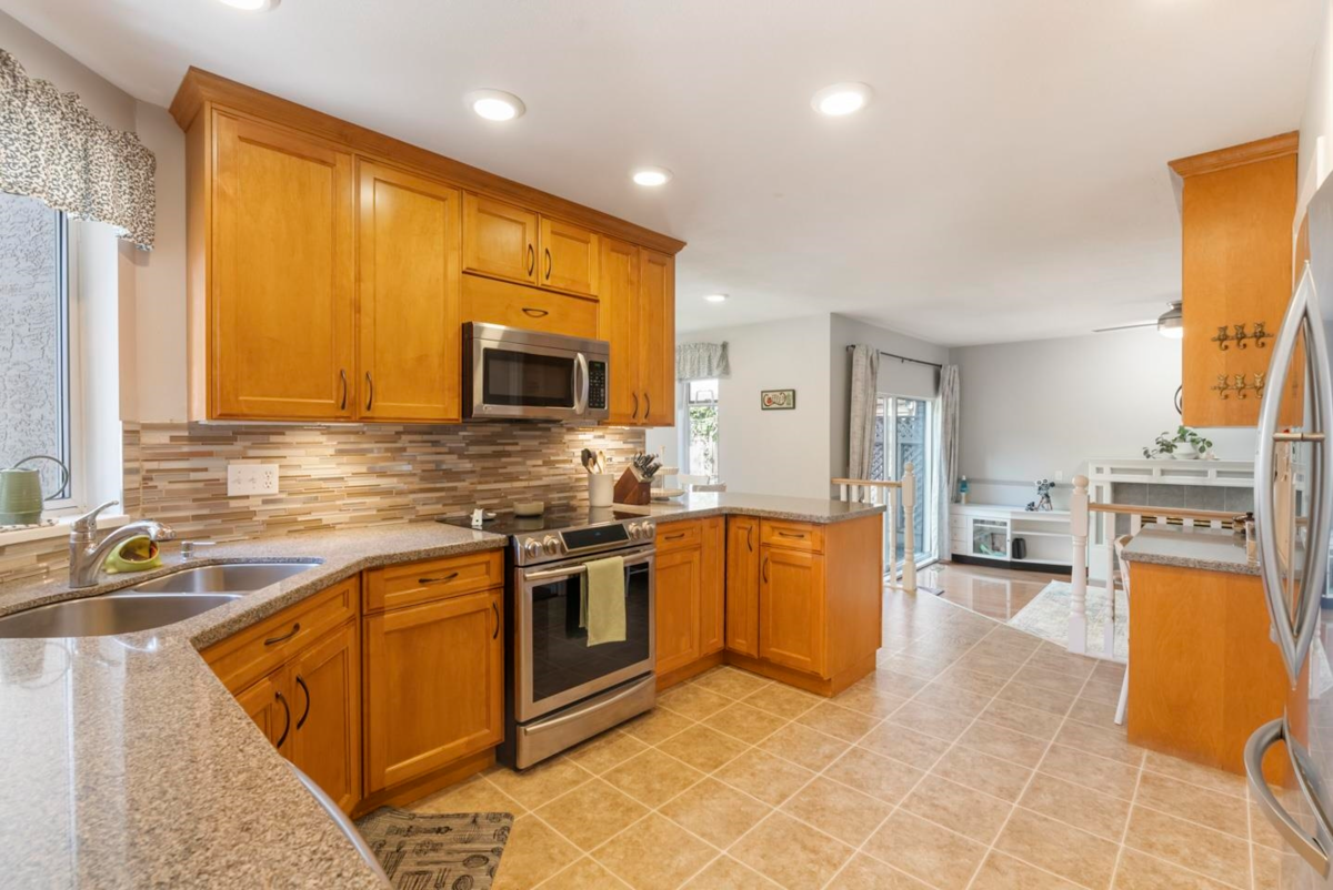 Primary Bedroom Photo of 7911 164 Street, Surrey, BC