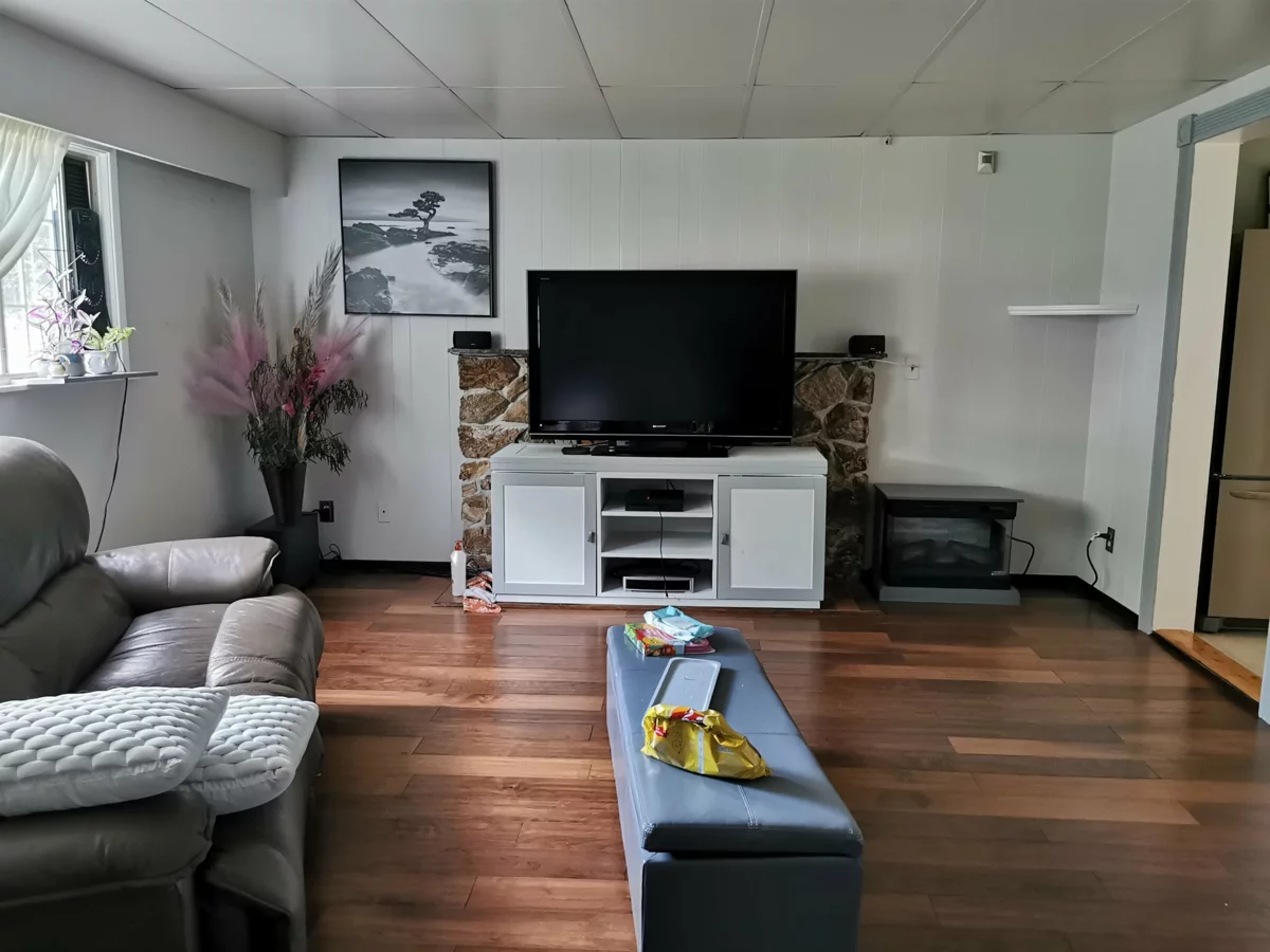 Bedroom 4 Photo of 9493 140 Street, Surrey, BC