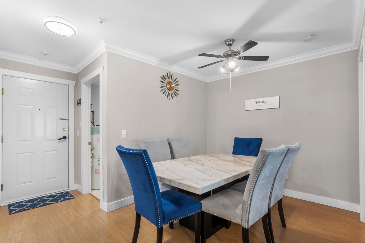 Walk-In Closet Photo of 310 7435 121a Street, Surrey, BC