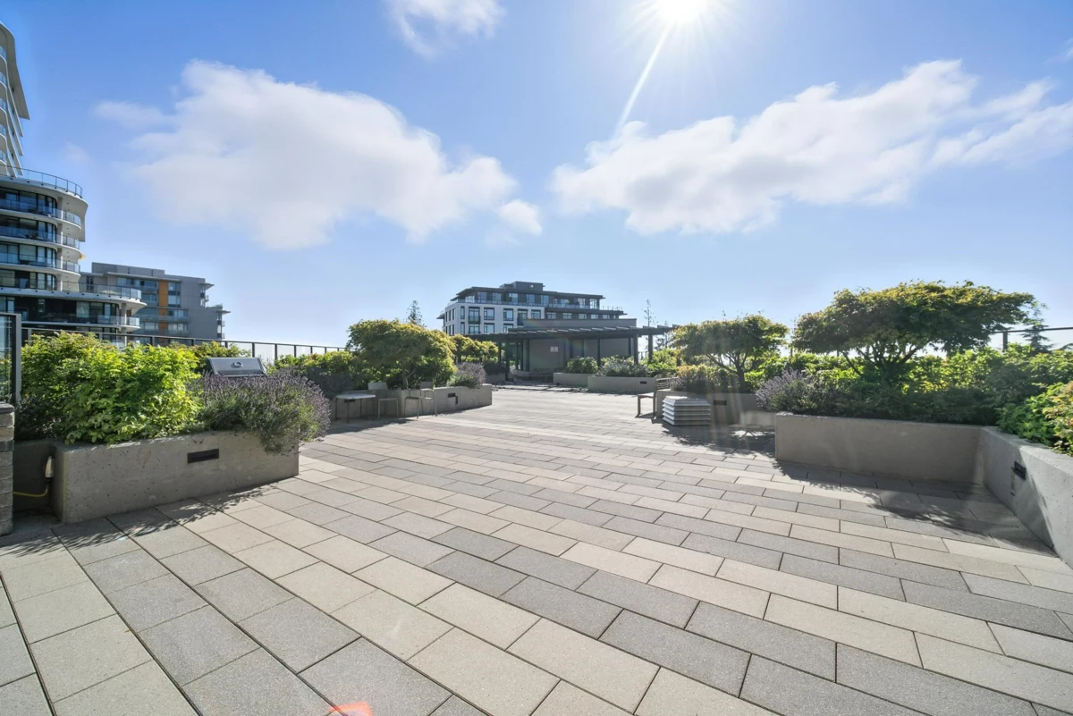 Hot Tub / Spa Photo of 1106 8850 University Crescent, Burnaby, BC