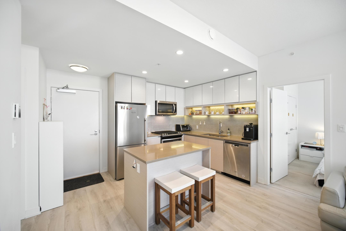 Kitchen Island Photo of 1106 8850 University Crescent, Burnaby, BC