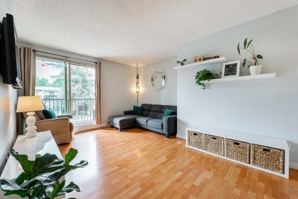 202 1103 Howie Avenue, Coquitlam, BC, Coquitlam — Apartment/Condo for sale