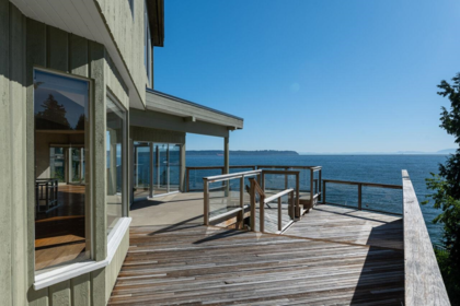 4020 Marine Drive, West Vancouver, BC, West Vancouver — Single Family Residence for sale