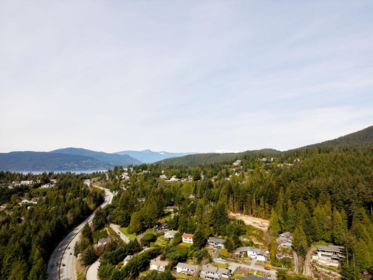 Office / Den Photo of 4412 Woodpark Road, West Vancouver, BC