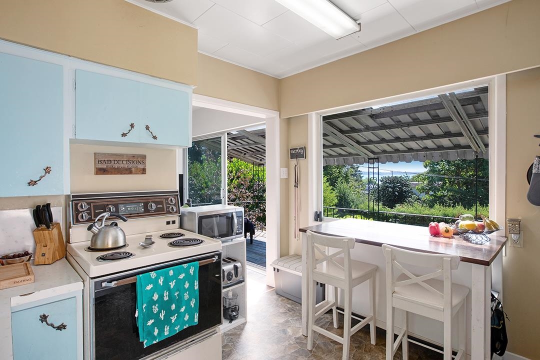 Bedroom 4 Photo of 14683 West Beach Avenue, White Rock, BC