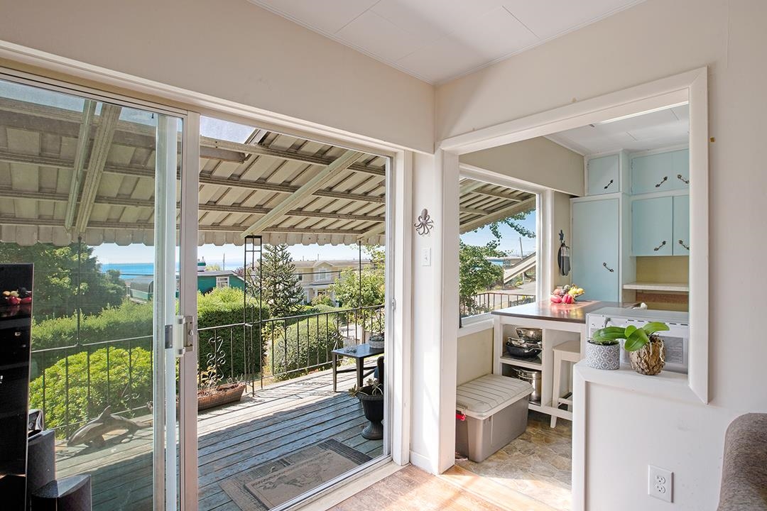 Pantry Photo of 14683 West Beach Avenue, White Rock, BC