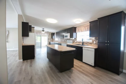 Kitchen Island Photo of 91 41168 Lougheed Highway, Mission, BC