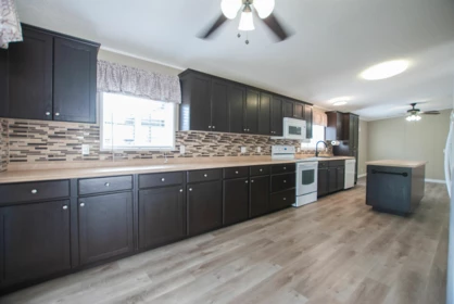 Primary Bedroom Photo of 91 41168 Lougheed Highway, Mission, BC