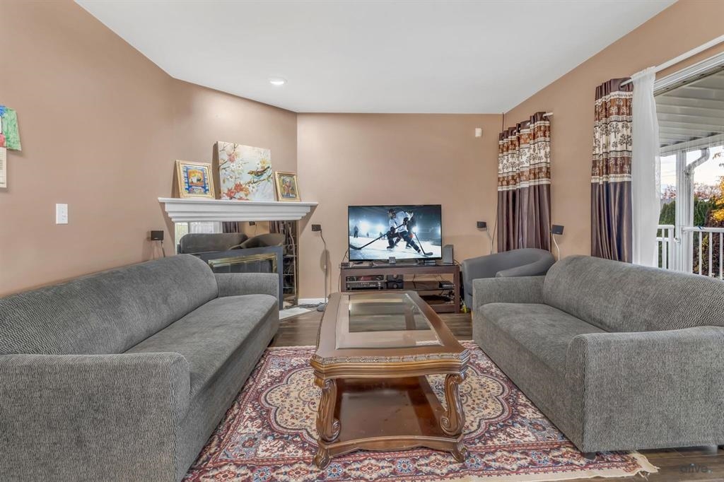 Bedroom 2 Photo of 15756 82 Avenue, Surrey, BC