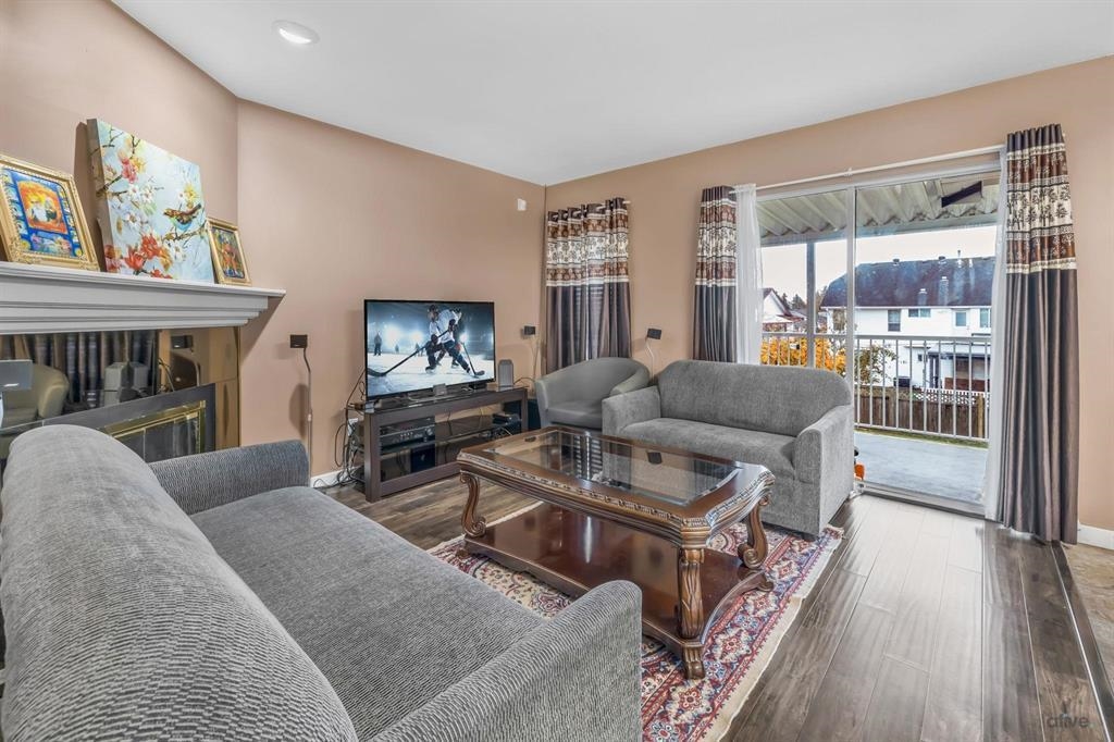 Walk-In Closet Photo of 15756 82 Avenue, Surrey, BC