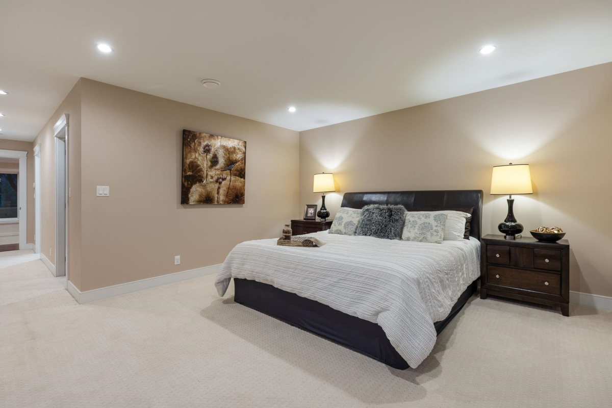 Basement Recreation Room Photo of 839 W 20th Street, North Vancouver, BC