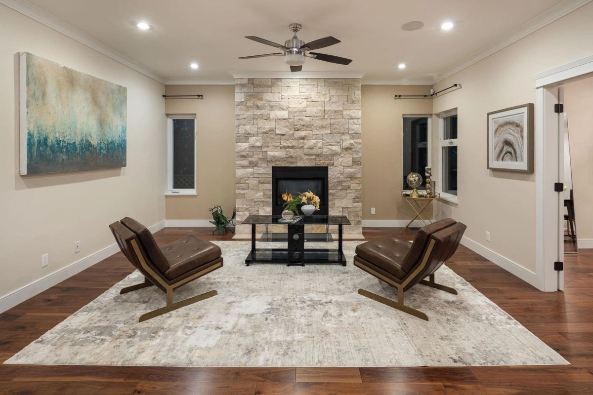 Dining Area Photo of 839 W 20th Street, North Vancouver, BC