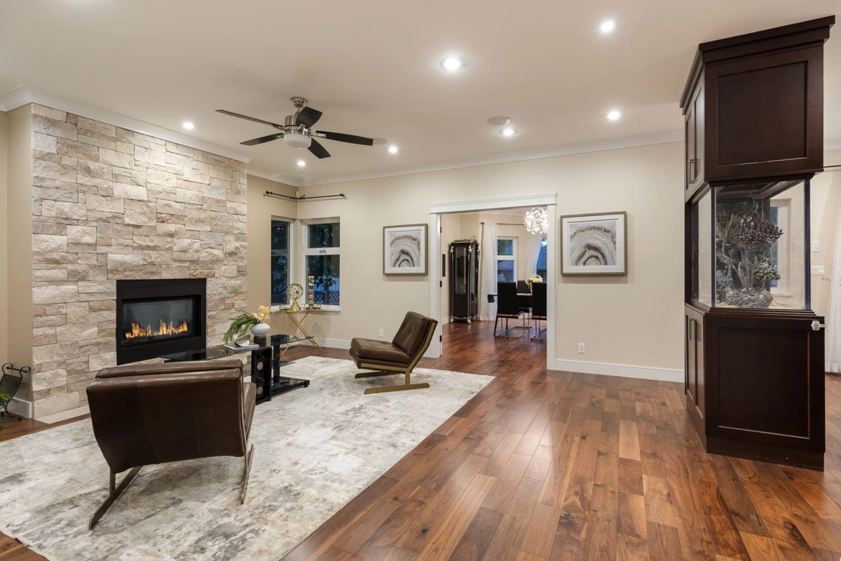 Kitchen Photo of 839 W 20th Street, North Vancouver, BC