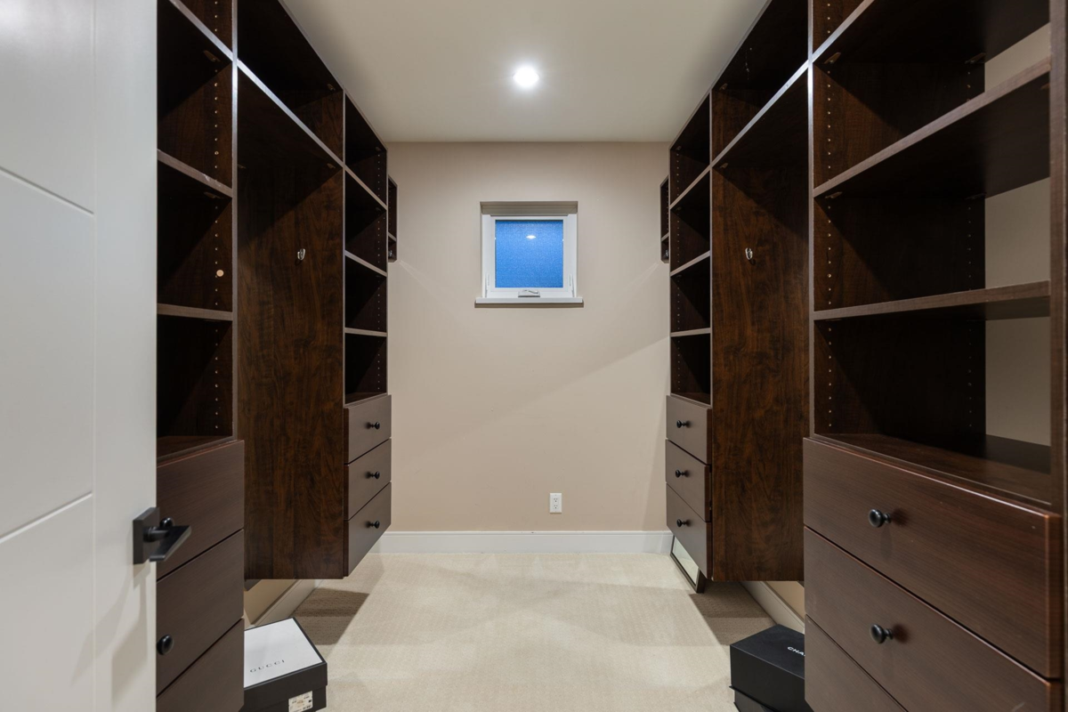 Mudroom Photo of 839 W 20th Street, North Vancouver, BC