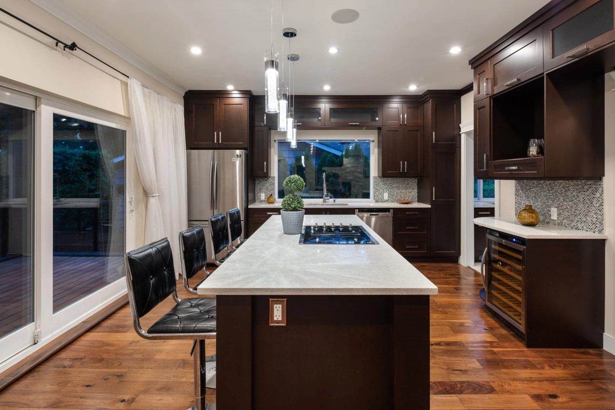 Primary Bathroom Photo of 839 W 20th Street, North Vancouver, BC