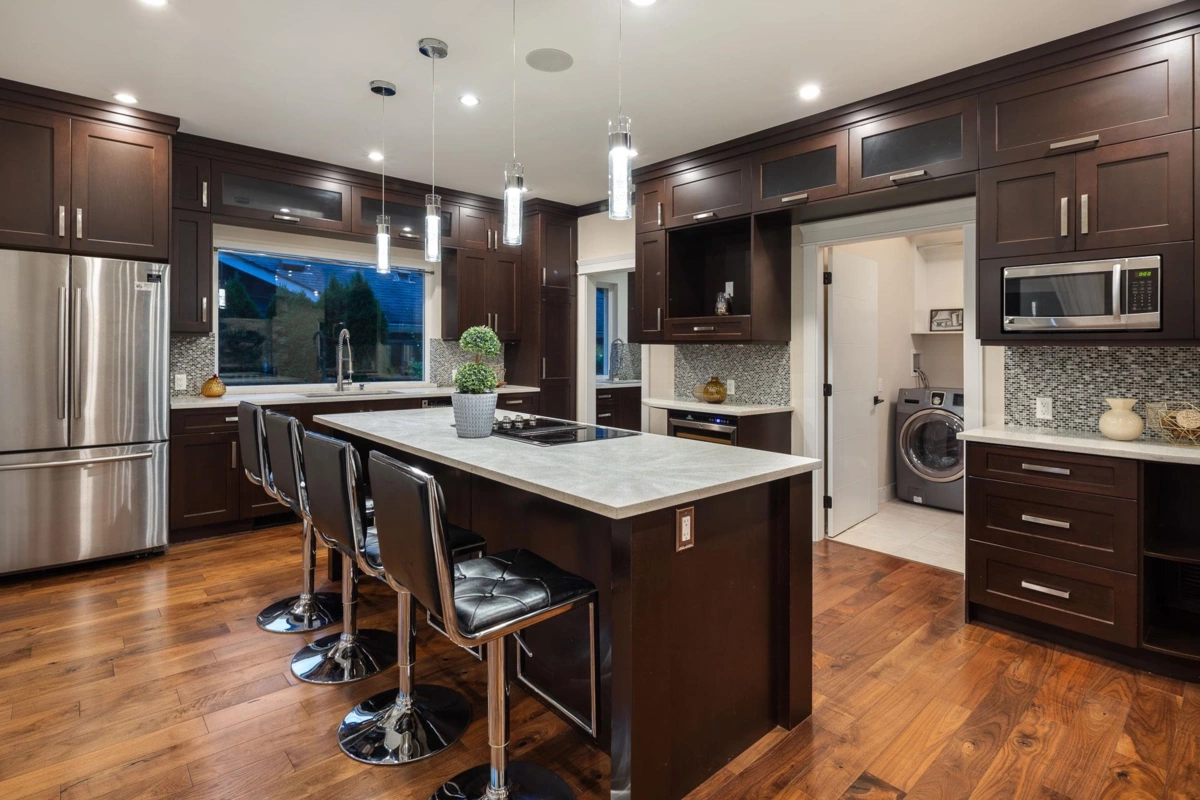 Primary Bedroom Photo of 839 W 20th Street, North Vancouver, BC