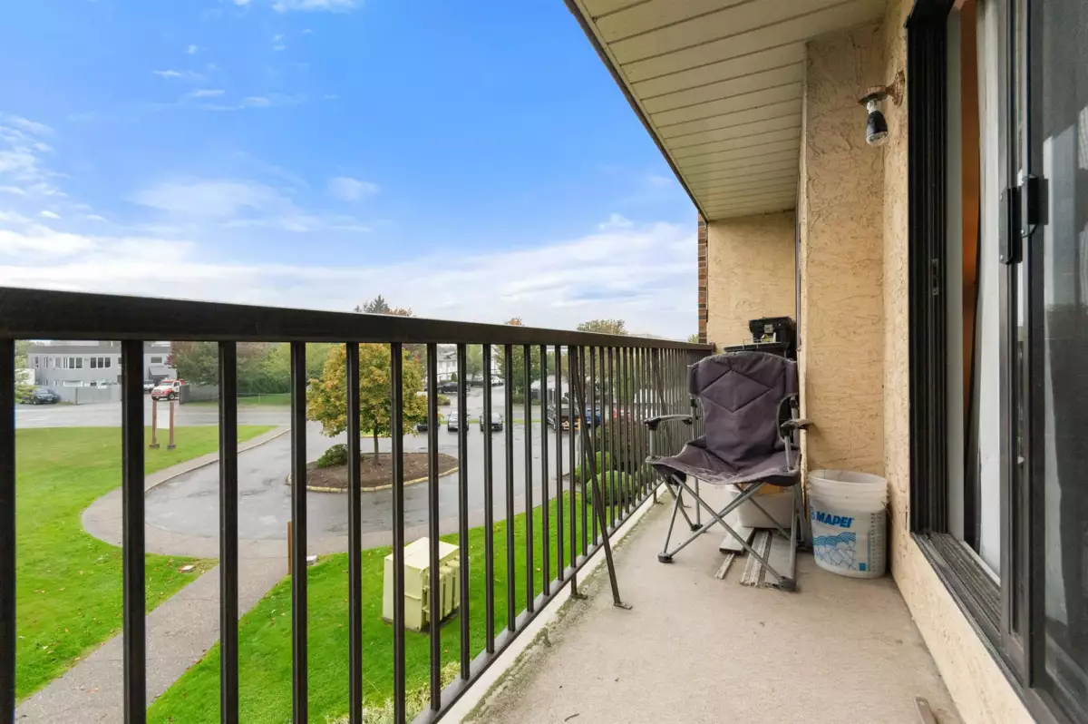 Powder Room Photo of 223 45598 Mcintosh Drive, Chilliwack, BC