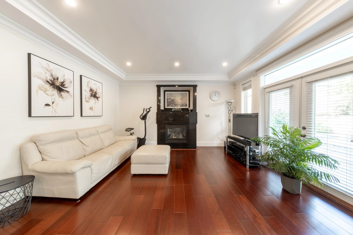 Primary Bedroom Photo of 1361 Lawson Avenue, West Vancouver, BC